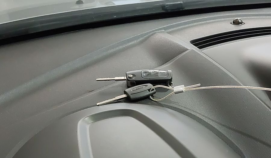 Ford Fiesta 1.6 SEL AT Hatchback 2018