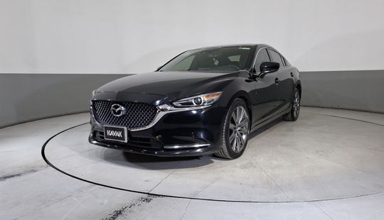 Mazda • Mazda 6