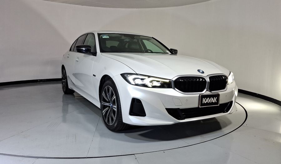 Bmw Serie 3 2.0 330E PHEV AUTO Sedan 2023
