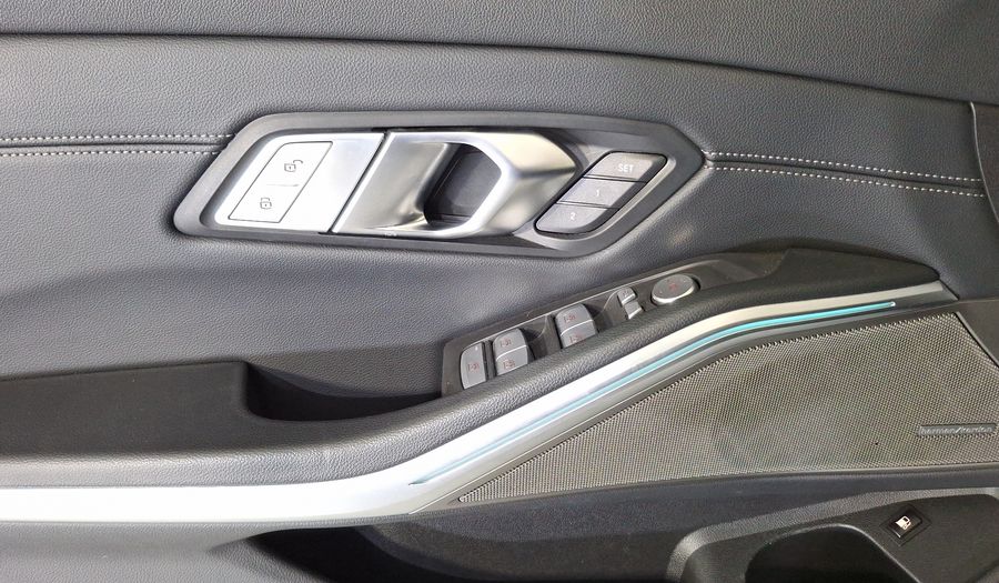Bmw Serie 3 2.0 330E PHEV AUTO Sedan 2023