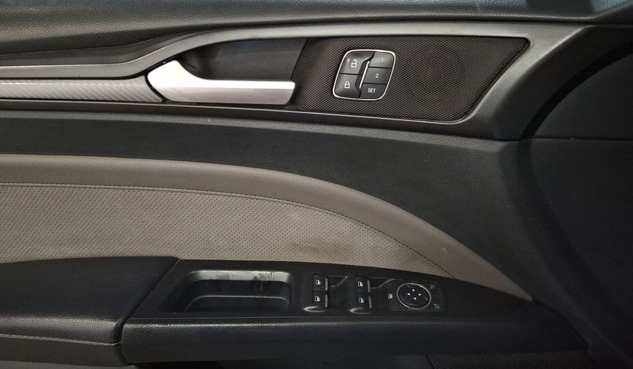 Ford Fusion 2.7 SPORT AWD AT Sedan 2017