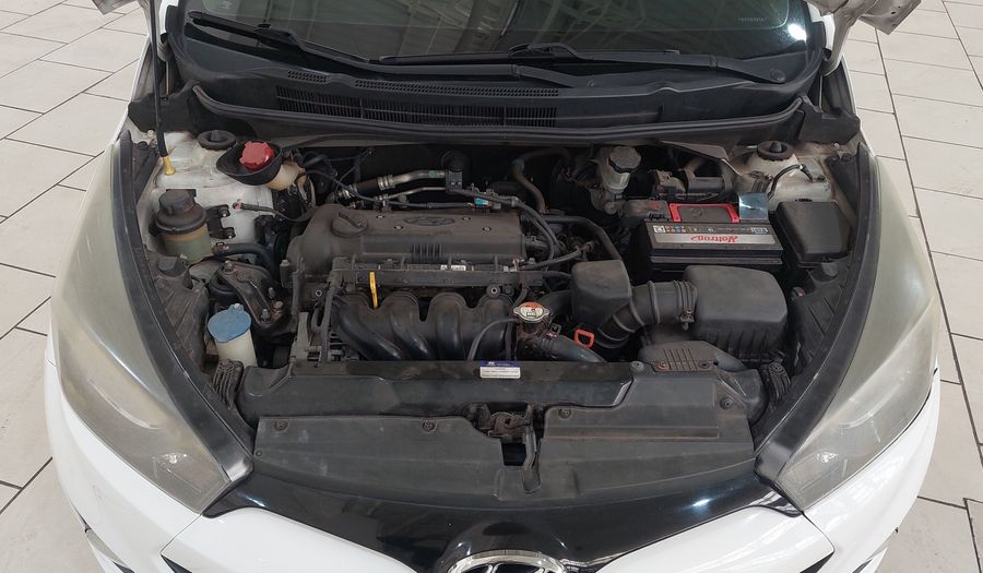 Hyundai Hb20s 1.6 S COMFORT PLUS AUTO Sedan 2014