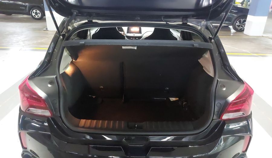 Chevrolet Onix 1.0 TURBO PREMIER AUTO Hatchback 2023