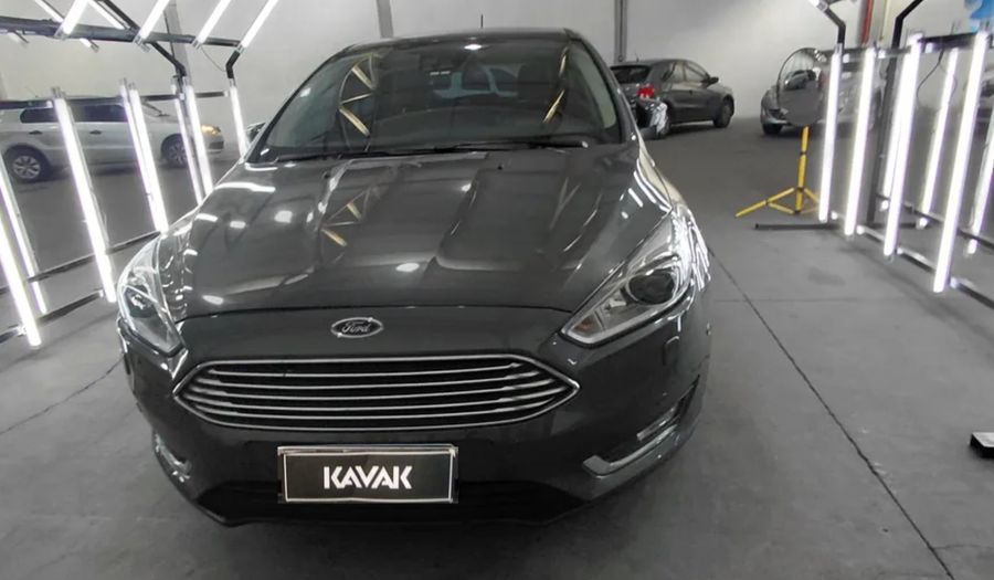 Ford Focus Iii 2.0 TITANIUM AT Hatchback 2017