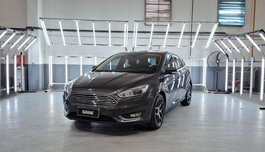 Ford • Focus III
