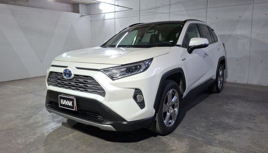 Toyota • RAV4