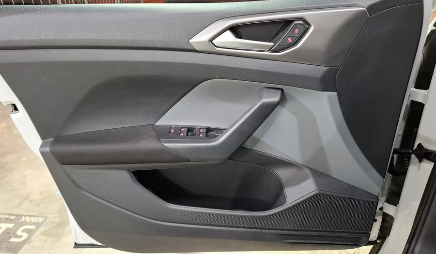 Volkswagen T-cross 1.0 200 TSI TRENDLINE TIPTRONIC Suv 2025