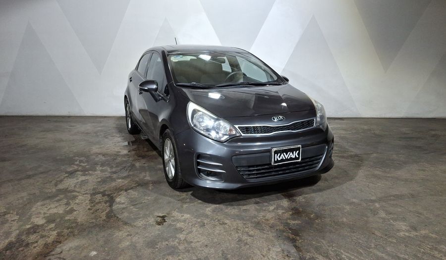 Kia Rio 1.6 EX MT Hatchback 2017