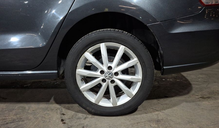 Volkswagen Vento 1.6 HIGHLINE AUTO Sedan 2019