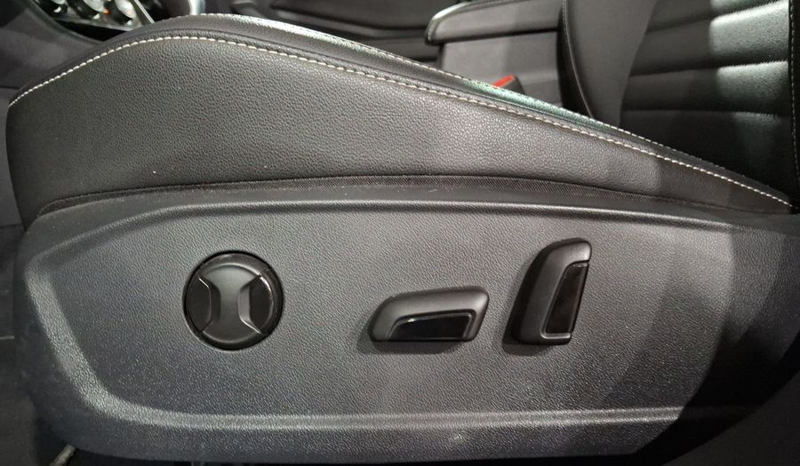 Volkswagen Jetta 1.4 SPORTLINE AUTO Sedan 2022