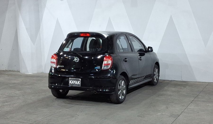 Nissan March 1.6 SR AT Hatchback 2013