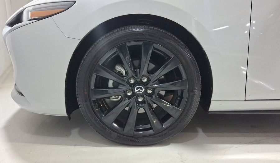 Mazda 3 2.5 SIGNATURE 4WD AUTO Sedan 2024