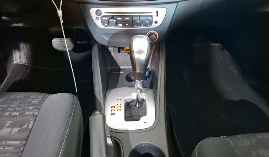 Renault Fluence 2.0 EXPRESSION AT Sedan 2014