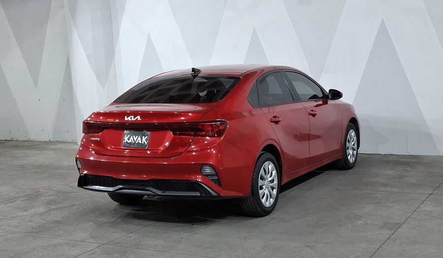 Kia Forte 2.0 L IVT Sedan 2023