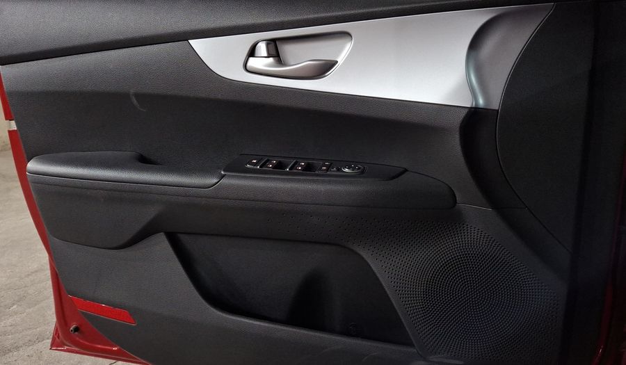 Kia Forte 2.0 L IVT Sedan 2023