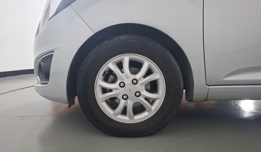 Chevrolet Spark 1.2 LTZ C MT Hatchback 2015