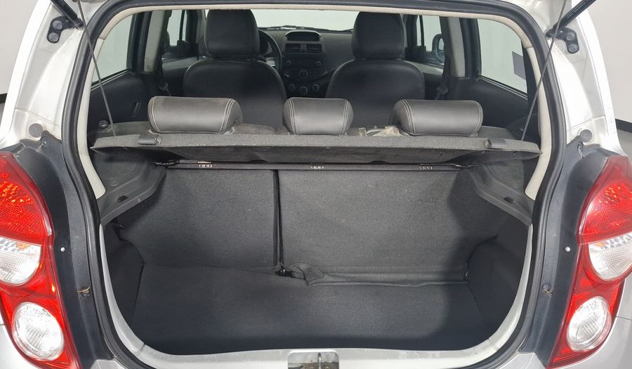 Chevrolet Spark 1.2 LTZ C MT Hatchback 2015