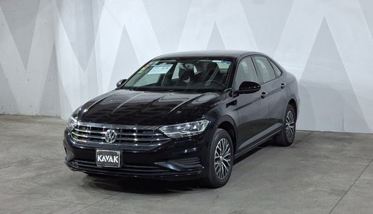 Volkswagen • Jetta