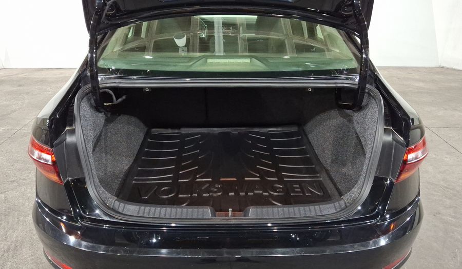 Volkswagen Jetta 1.4 TRENDLINE Sedan 2019