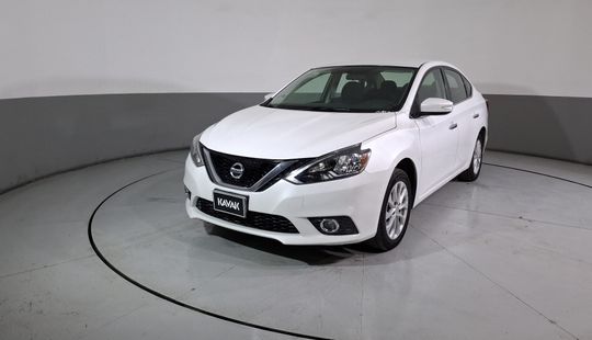 Nissan • Sentra