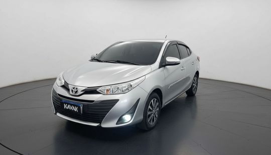 Toyota • Yaris