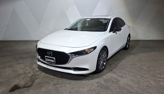 Mazda • Mazda 3