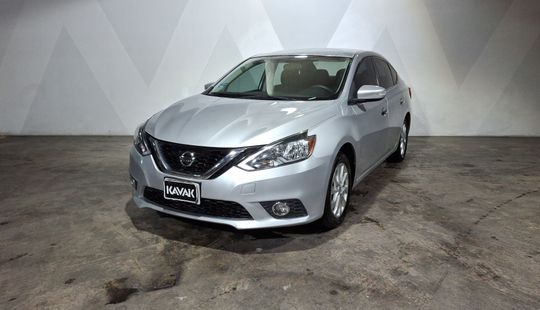 Nissan • Sentra