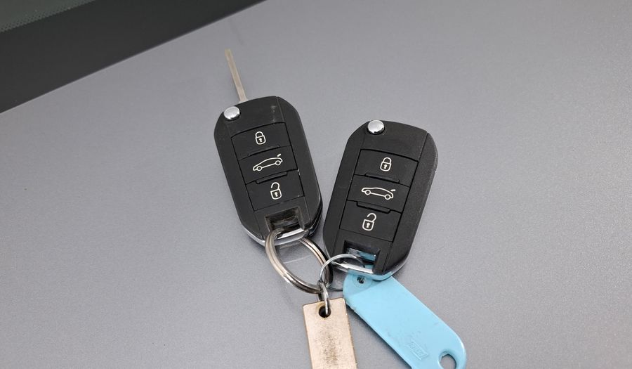 Citroen C-elysée 1.6 SHINE Sedan 2018