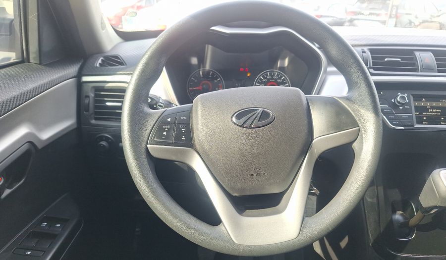 Mahindra Kuv 100 1.2 ELITE Suv 2022
