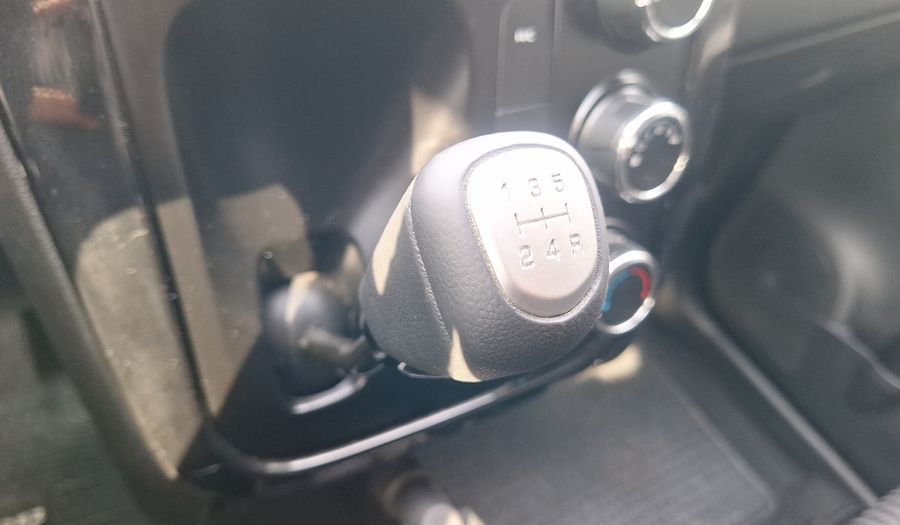 Mahindra Kuv 100 1.2 ELITE Suv 2022