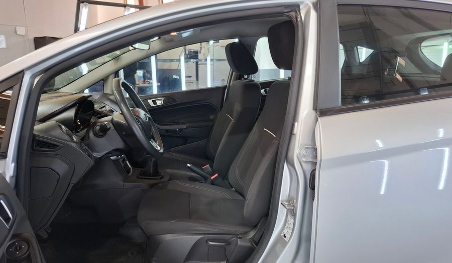 Ford Fiesta Kinetic Design 1.6 SE Hatchback 2016