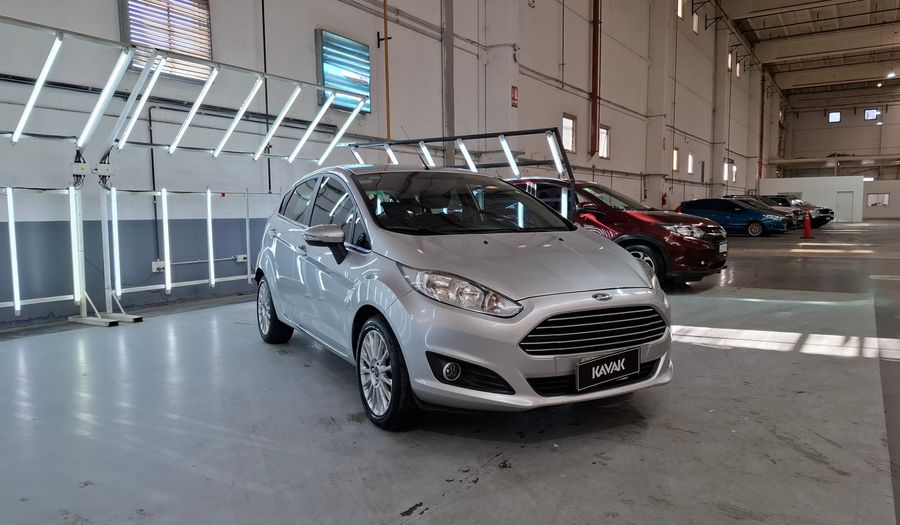 Ford Fiesta Kinetic Design 1.6 SE Hatchback 2016