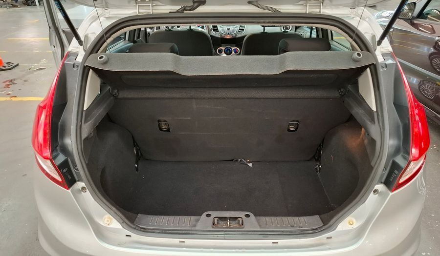 Ford Fiesta Kinetic Design 1.6 SE Hatchback 2016