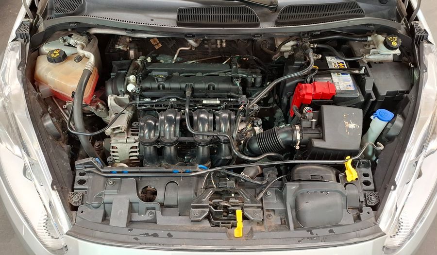 Ford Fiesta Kinetic Design 1.6 SE Hatchback 2016