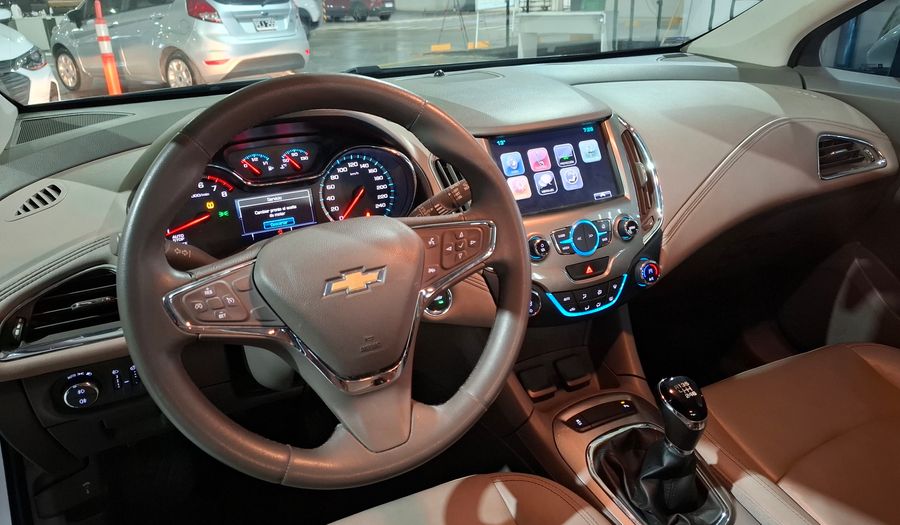 Chevrolet Cruze Ii 1.4 LTZ Hatchback 2017