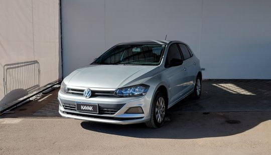Volkswagen • Polo