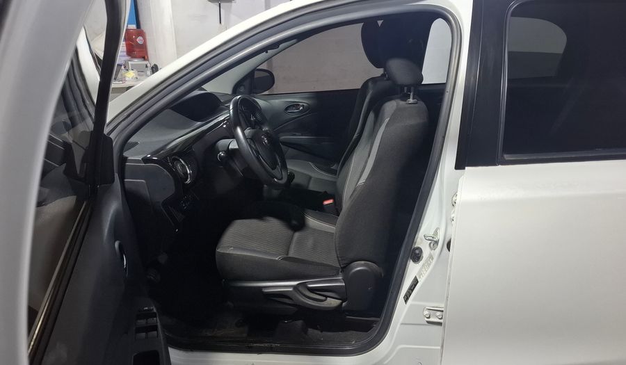 Toyota Etios 1.5 XLS Hatchback 2021