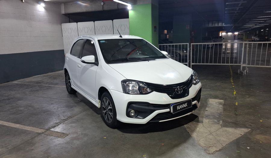 Toyota Etios 1.5 XLS Hatchback 2021