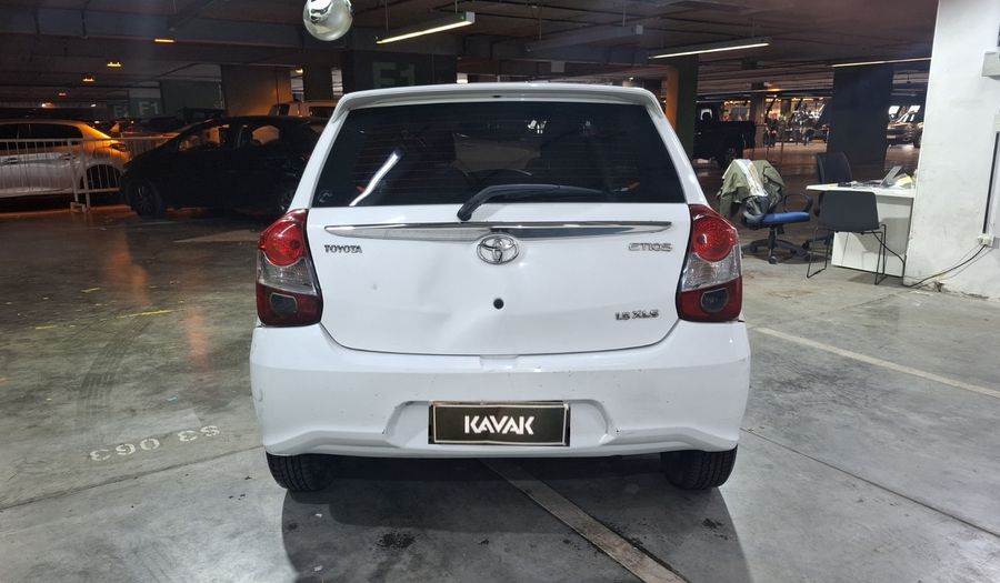 Toyota Etios 1.5 XLS Hatchback 2021