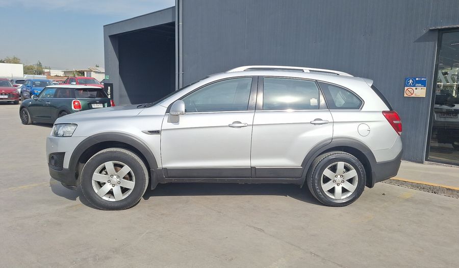 Chevrolet Captiva 2.4 LT AUTO SA Suv 2014