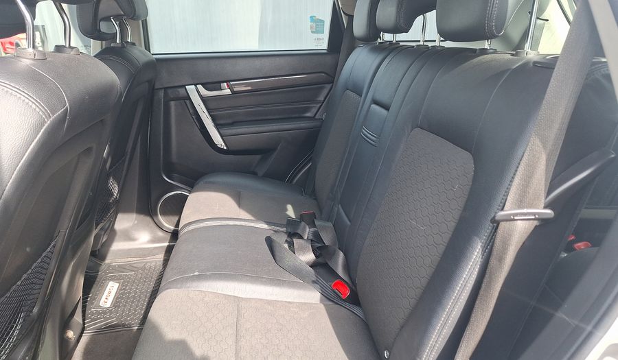 Chevrolet Captiva 2.4 LT AUTO SA Suv 2014