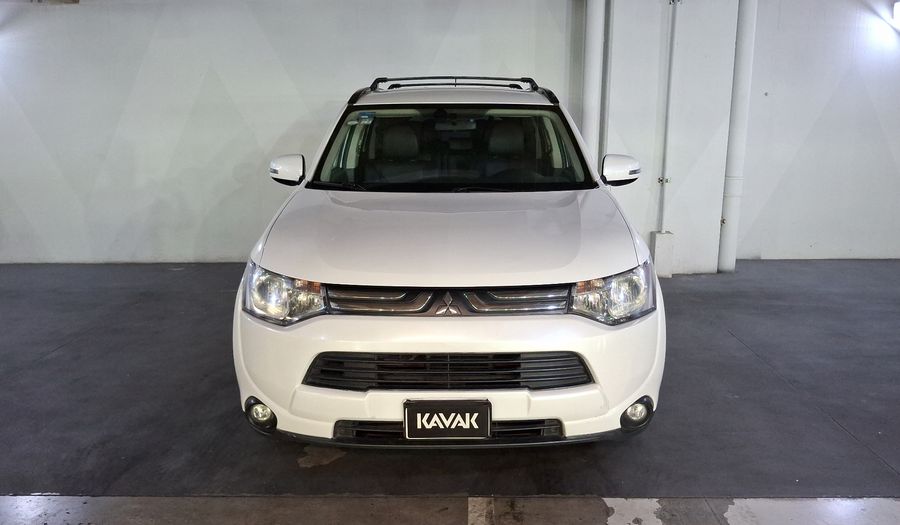 Mitsubishi Outlander 2.4 LIMITED Suv 2014