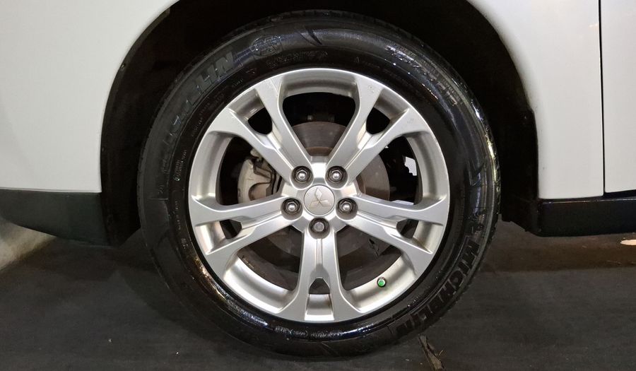 Mitsubishi Outlander 2.4 LIMITED Suv 2014