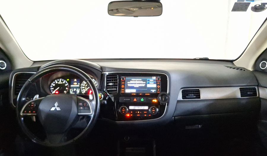 Mitsubishi Outlander 2.4 LIMITED Suv 2014