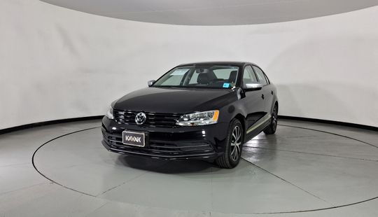 Volkswagen • Jetta