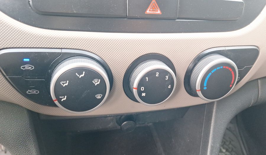 Hyundai Grand I10 1.2 GLS AB Hatchback 2015