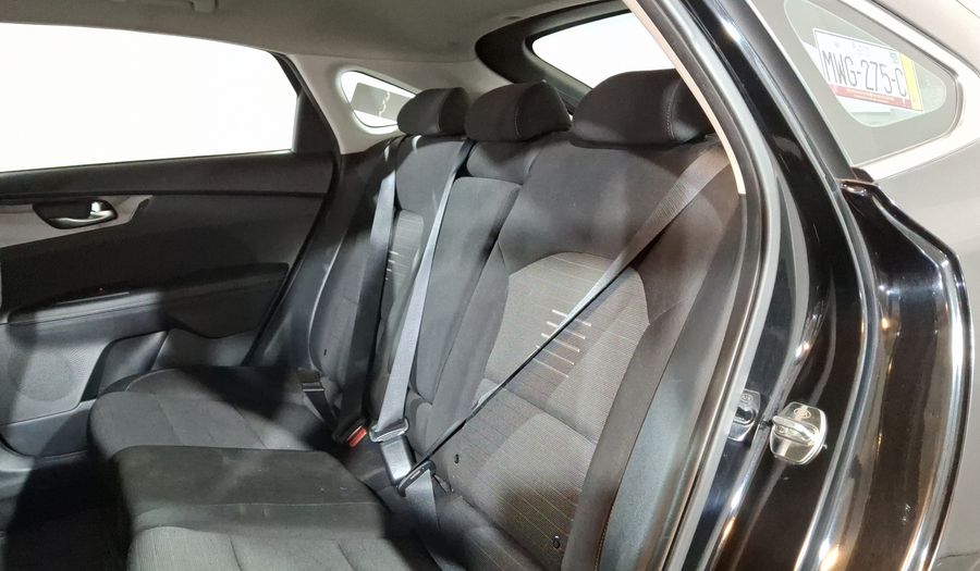 Kia Forte 2.0 EX IVT Hatchback 2020