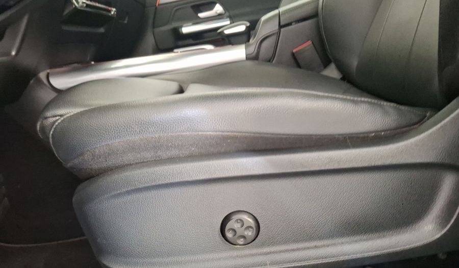Mercedes Benz Clase Gla 1.3 200 PROGRESSIVE DCT Suv 2021