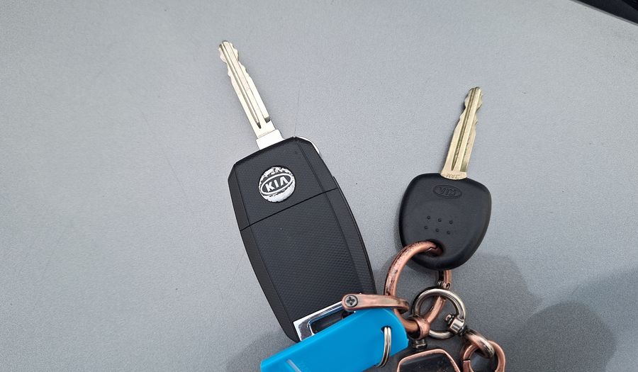Kia Soluto 1.4 LX AC Sedan 2020