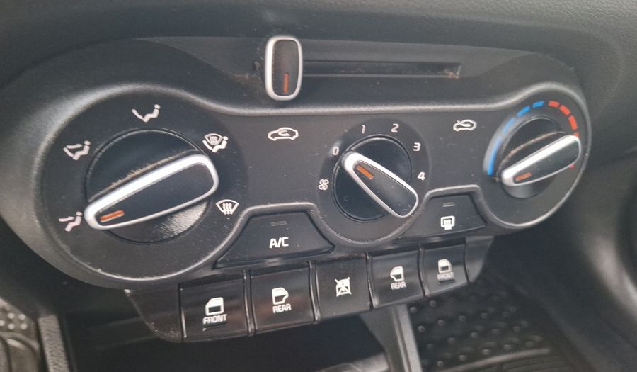 Kia Soluto 1.4 LX AC Sedan 2020